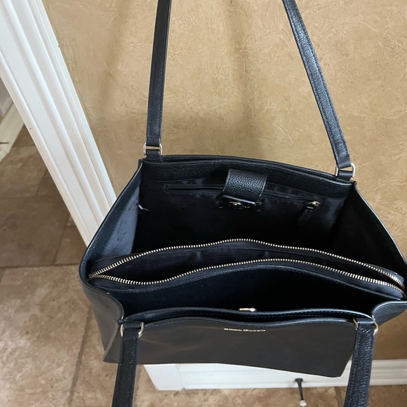 Kate Spade Elegant Black Tote - Picture 2 of 6